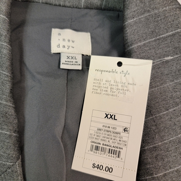 A New Day Women's Double Breasted Gray Pinstripe Blazer Size XXL - Picture 5 of 6